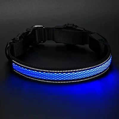 Collare per cani in silicone in PVC riflettente e impermeabile con portatore di tracciante per air tag per animali domestici