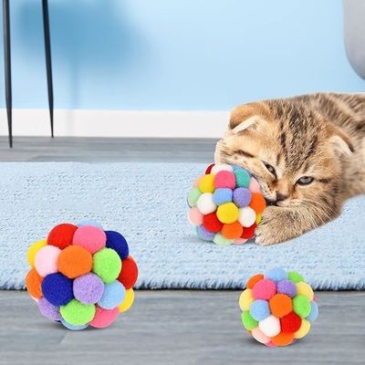 4cm Cute pelli di peluche False Feather Bell Gatto giocattolo da masticare con materiale ABS / PC sostenibile